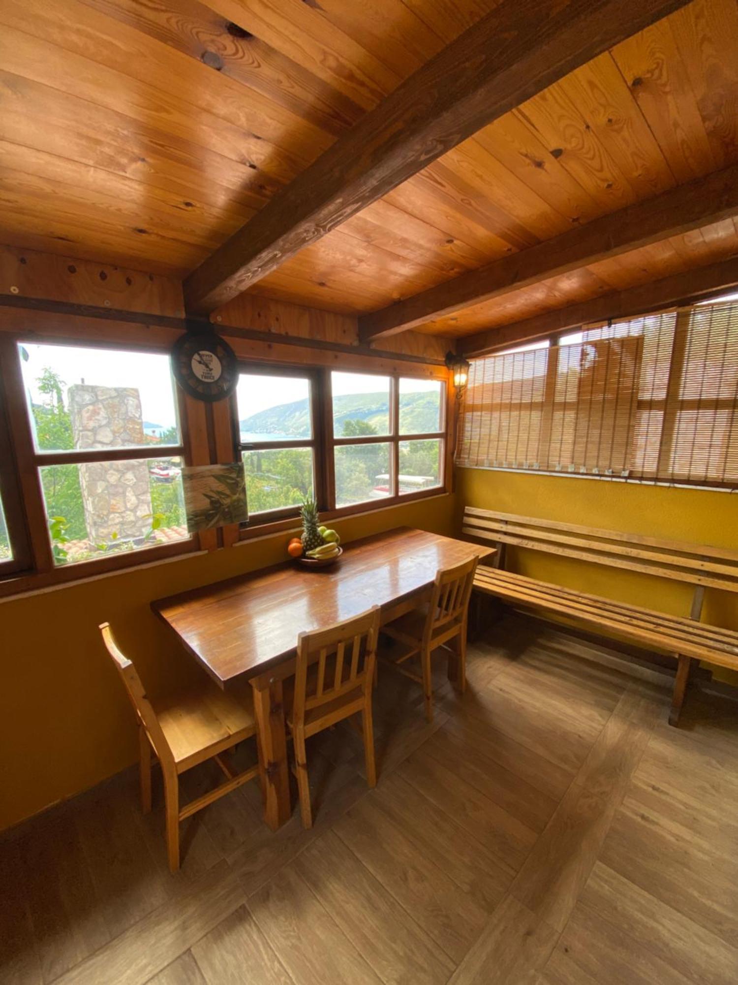 Апартаменти Ethno Village Pajo Херцег-Новий